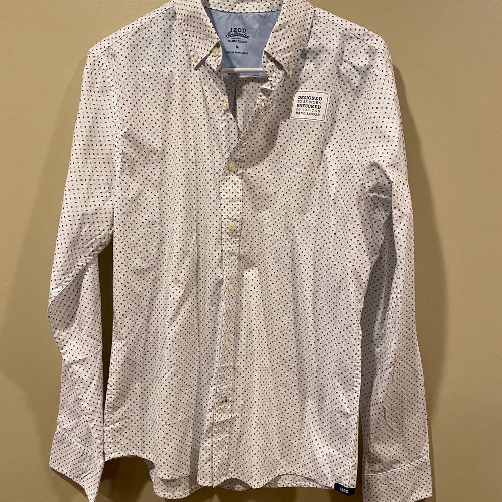 NWOT Izod button down